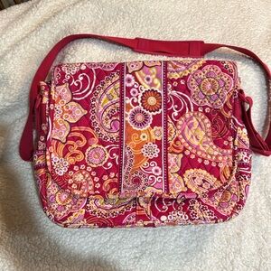 Lightly used Vera Bradley messenger bag